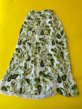 Wilfred White Maxi Skirt with Green Avocado Print